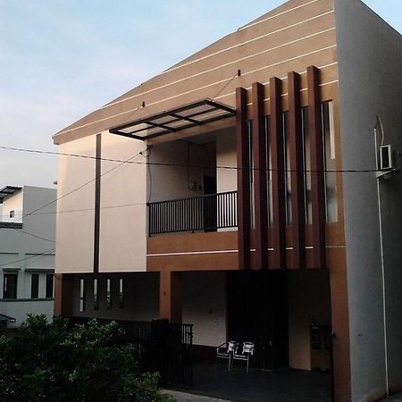 ホテルComfort House バリックパパン エクステリア 写真